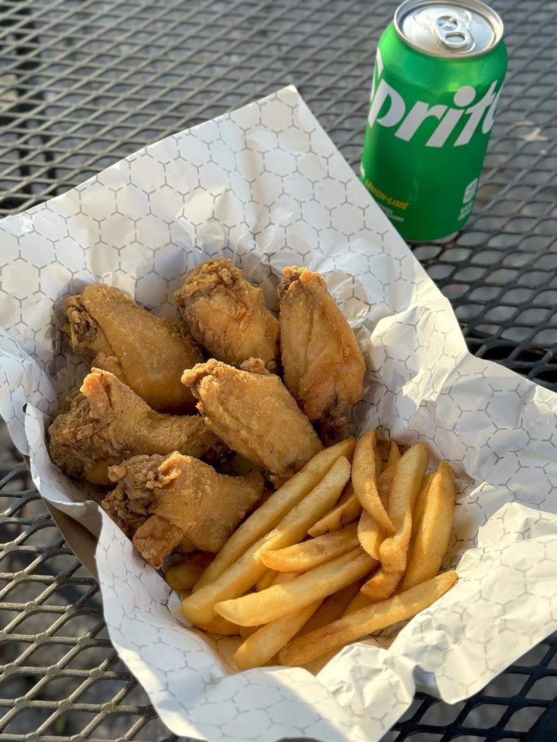 windy city eats .